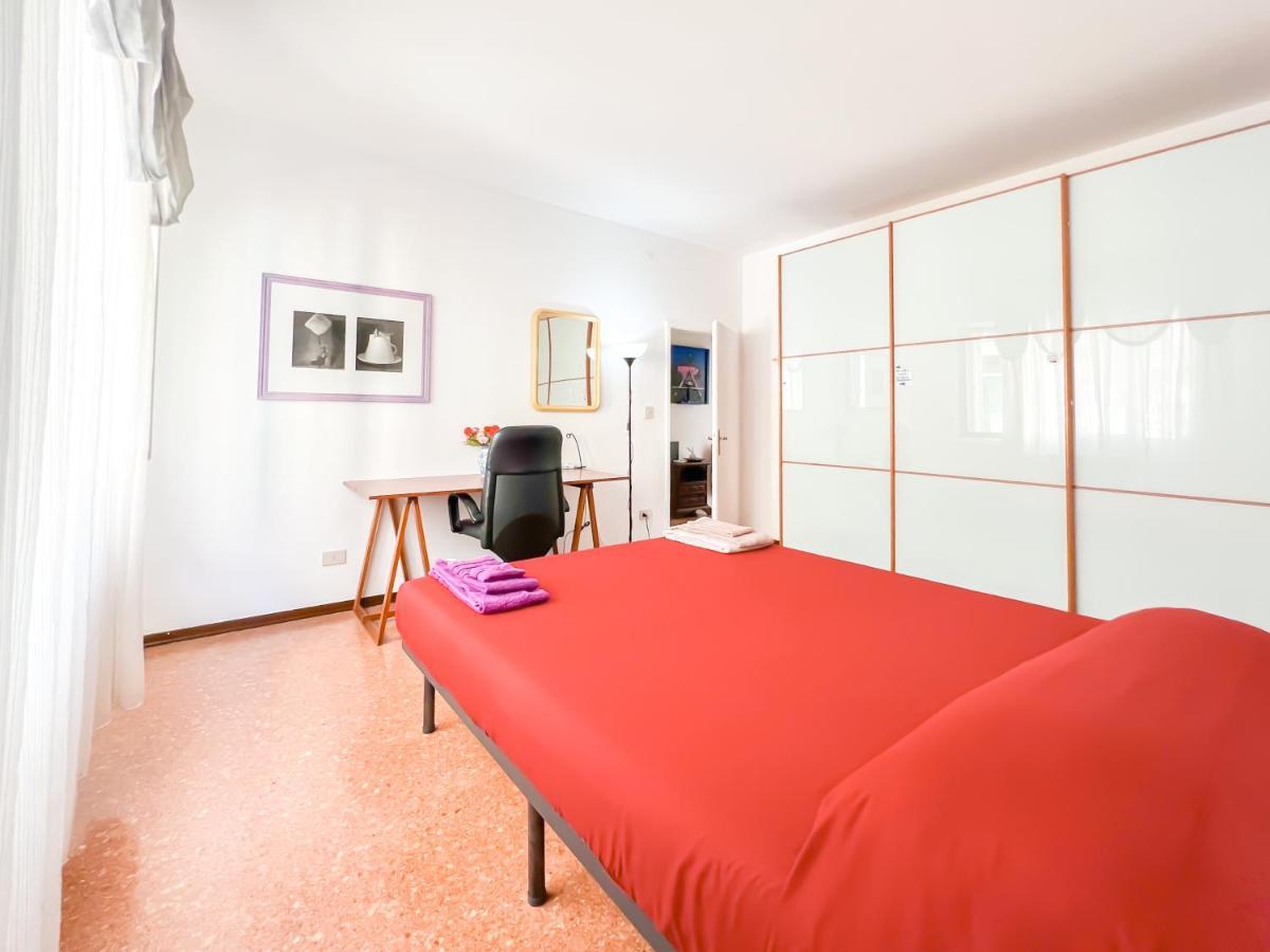 Nice Cozy Apartment In The Mainland Of Venice 메스트레 외부 사진